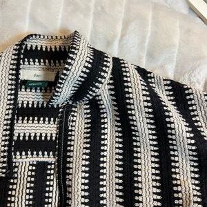Mens Women’s M/L Escape Woven Camp Shirt Button Down School Weekend City Stripe